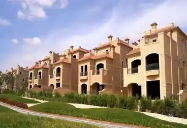 https://aqarmap.com.eg/ar/listing/4675765-for-sale-cairo-new-cairo-compounds-el-patio-town-compound-la-vista