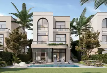 V40 - Own Villa 6 beds in front of AUC view LANDSCAPE