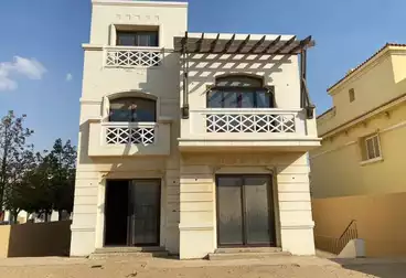 https://aqarmap.com.eg/en/listing/4830083-for-sale-cairo-new-cairo-compounds-hyde-park-cluster-7-hyde-park