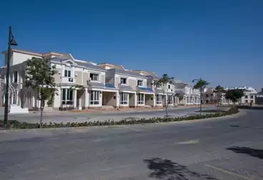 https://aqarmap.com.eg/en/listing/4880126-for-sale-cairo-new-cairo-compounds-mountain-view1-1-compound