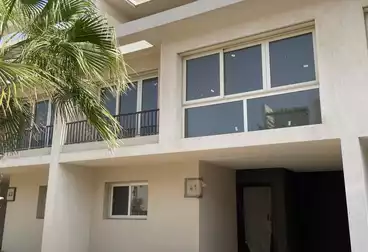 Town House For sale in Pyramid Hills Compound - ORA