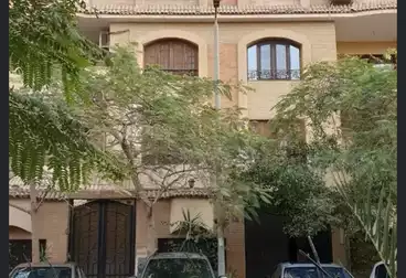 https://aqarmap.com.eg/ar/listing/4907568-for-sale-cairo-mokattam-lhdb-l-ly-lmntq-j