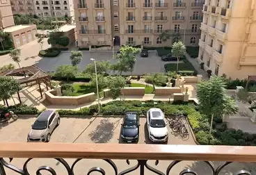 https://aqarmap.com.eg/en/listing/4910614-for-sale-cairo-new-cairo-compounds-garden-residence-hyde-park