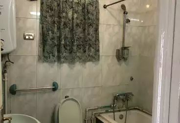 https://aqarmap.com.eg/ar/listing/4927045-for-sale-cairo-heliopolis-el-higaz-square-el-hegaz-st