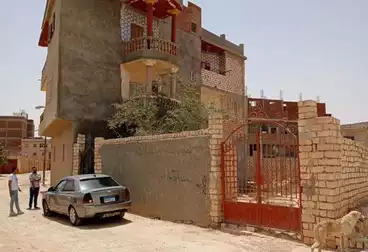 https://aqarmap.com.eg/ar/listing/4943824-for-sale-marsa-matruh-marsa-matrouh-city-alam-el-roum-st