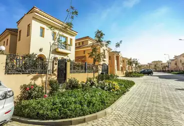 https://aqarmap.com.eg/en/listing/4977060-for-sale-cairo-new-cairo-compounds-hyde-park-cluster-15-hyde-park