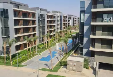 Apartments For rent in El Patio Oro Compound - La Vista شقة ايجار اول سكن 170م بكمبوند الباتيو اورو بجوار العاصمة الادارية و مدينتى