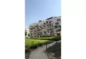 https://aqarmap.com.eg/en/listing/5013587-for-sale-cairo-new-cairo-compounds-villette-vy-ryzydns-villette