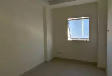 https://aqarmap.com.eg/en/listing/5014525-for-rent-cairo-new-cairo-first-settlement-mhwr-mstfy-kml