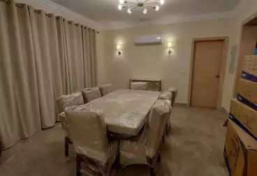 Twin House For rent in Royal Meadows Compound - Arco