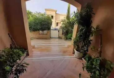 https://aqarmap.com.eg/en/listing/5050499-for-sale-cairo-new-cairo-compounds-ivoire-east-compound-pre