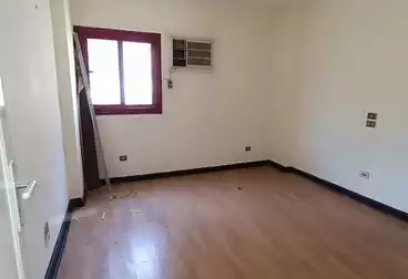 https://aqarmap.com.eg/ar/listing/5058072-for-rent-cairo-mokattam-lhdb-l-ly-shareaa-9