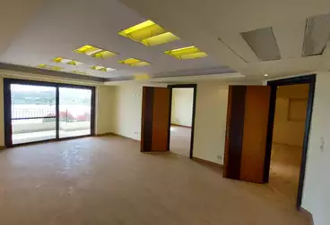 Offices For rent in Al Mashtal St.