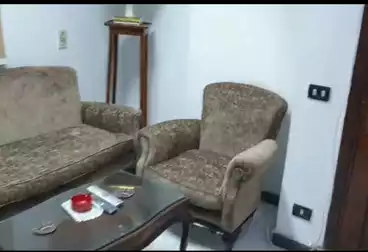 عيادات للبيع - 2 غرف - بالدور 3