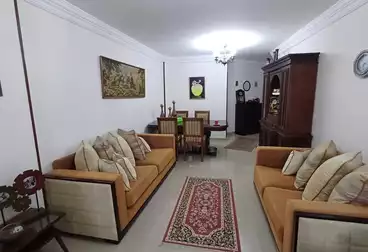 Apartment for sale 185 m Kafr Abdo (Sant Giyn Square)