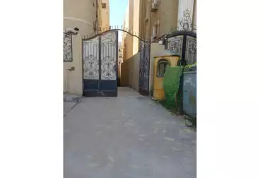 https://aqarmap.com.eg/ar/listing/5076068-for-sale-cairo-new-cairo-south-investors-el-nasr-st