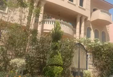 https://aqarmap.com.eg/en/listing/5091269-for-sale-cairo-el-sheikh-zayed-city-el-hay-elthamen