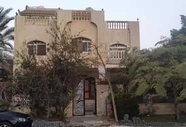 Separate Villa For sale in El Safwa Buildings - Ibn Sina