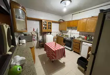 https://aqarmap.com.eg/ar/listing/5094574-for-sale-cairo-manial-manial-st