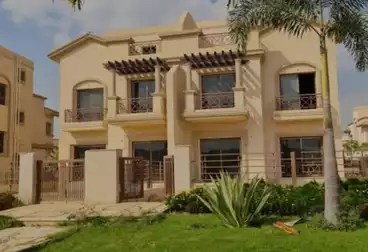 Standalone villa for sale, 290 square meters, in the most prestigious villa area of the Four Seasons in Madinaty EA