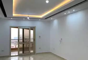 Apartments For sale in El Khamayel 