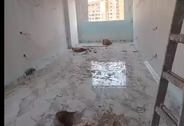 Apartments For sale - 3 rooms - floor 8