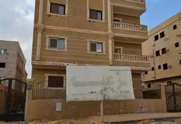 Apartments For sale - 3 rooms - floor 1