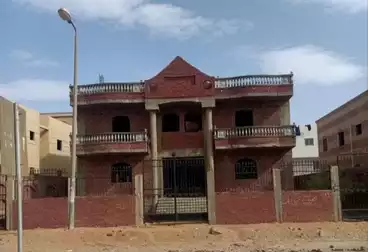 Separate Villa For sale - 7 rooms