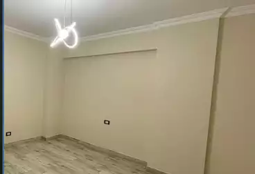 Apartments For rent - 3 rooms - floor 3
