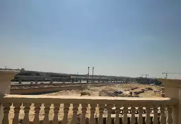 روف للبيع - 3 غرف - بالدور 5