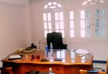 Administrative For rent - 3 rooms - floor 1