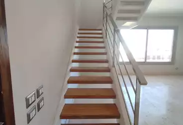 Penthouse For rent - 3 rooms - floor 3