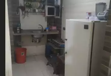 Shared Room For rent - floor 1