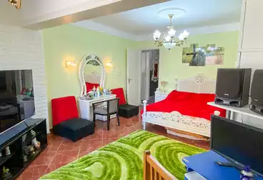 Apartments For sale - 2 rooms - floor 6