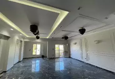 Apartments For sale - 3 rooms - floor 1