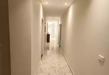 Apartments For sale - 3 rooms - floor 2