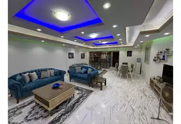 فلل للبيع - 5 غرف