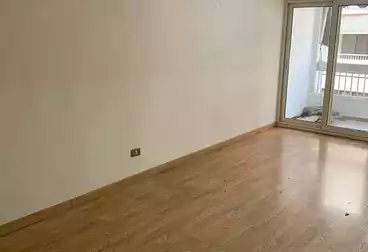 Apartments For rent - 3 rooms - floor 5