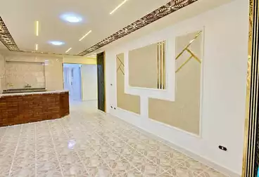 Apartments For sale - 2 rooms - floor 4