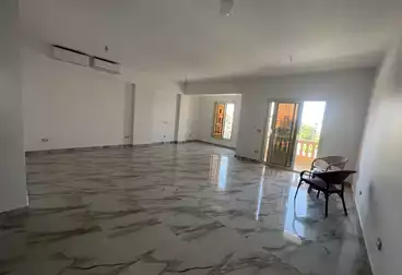 Apartments For sale - 3 rooms - floor 2