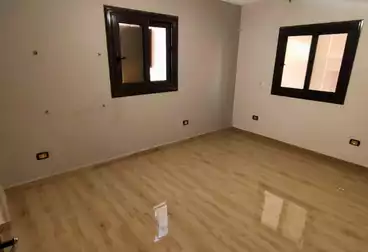 شقق للإيجار - 3 غرف - بالدور 4