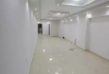 Apartments For sale - 3 rooms - floor 1