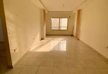 شقق للإيجار - 3 غرف - بالدور 1