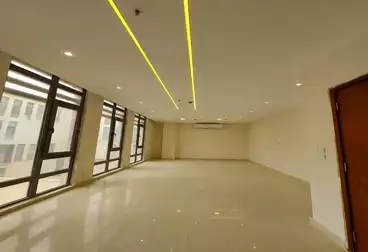 undefined undefined - 2 rooms - floor 1