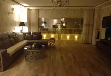 Apartments For rent - 2 rooms - floor 5