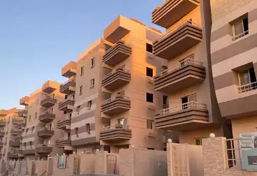 Apartments For sale - 3 rooms - floor 1