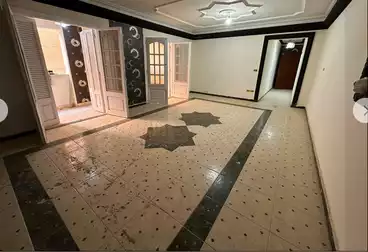 Apartments For sale - 2 rooms - floor 1