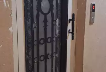 Apartments For sale - 2 rooms - floor 5