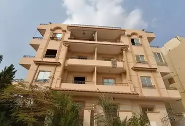 شقق للبيع - 3 غرف - بالدور 1