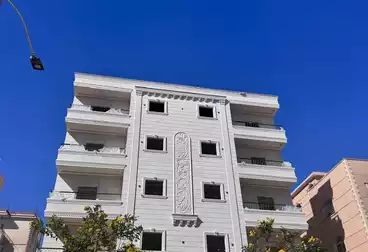 Apartments For sale - 3 rooms - floor 1